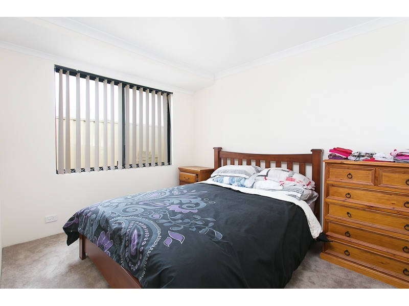 7 Campaspe Drive, Success WA 6164