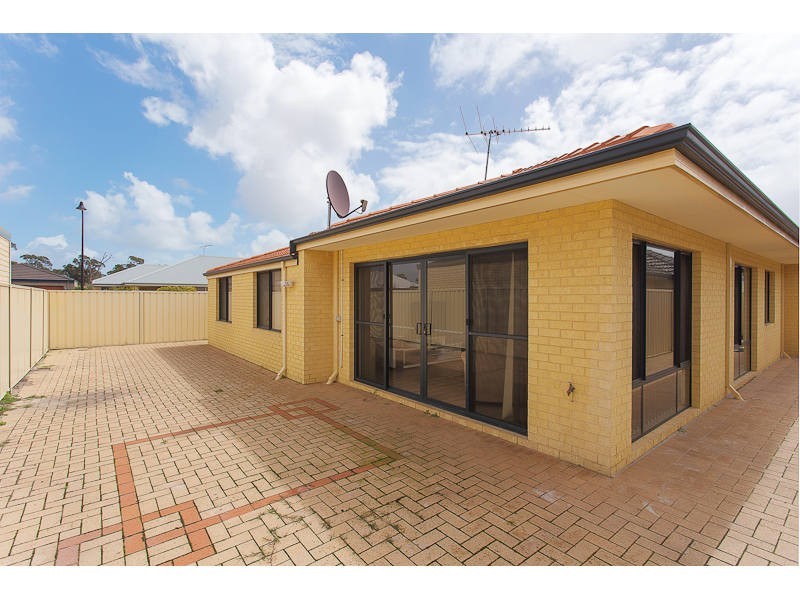 7 Campaspe Drive, Success WA 6164