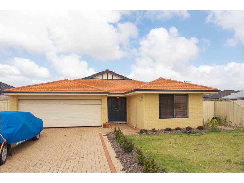 7 Campaspe Drive, Success WA 6164