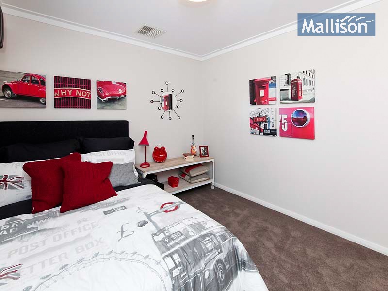 15 Greenlink Boulevard, Harrisdale WA 6112