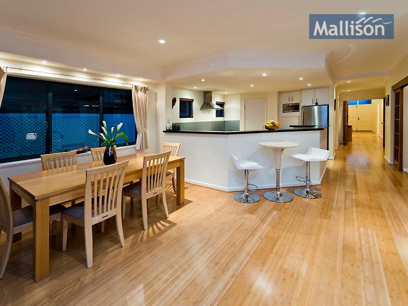 18 Moness Street, Shelley WA 6148