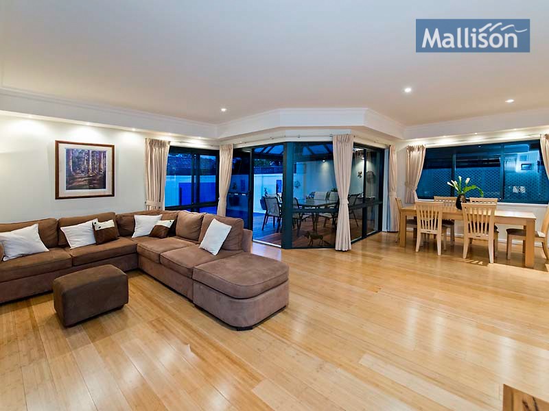 18 Moness Street, Shelley WA 6148