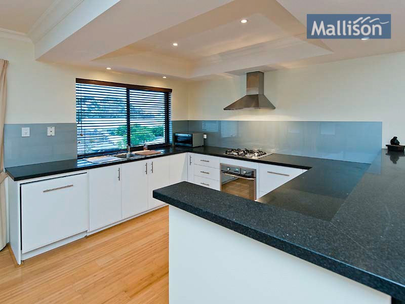 18 Moness Street, Shelley WA 6148