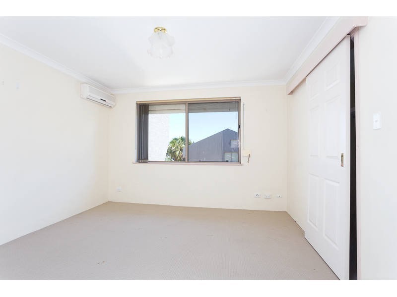 7/3 Rockett Street, Cottesloe WA 6011