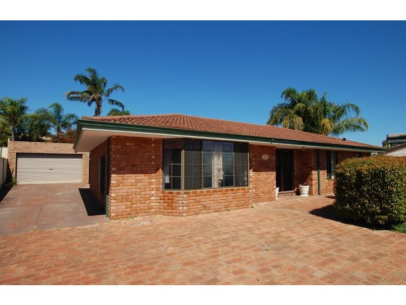 17 Dairy Court, Bibra Lake WA 6163