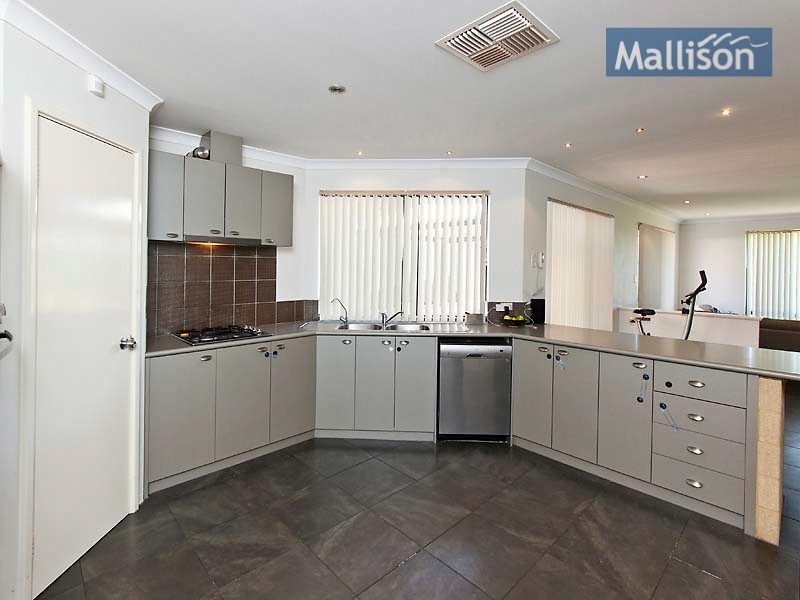 31 Tarradee Circuit, Thornlie WA 6108