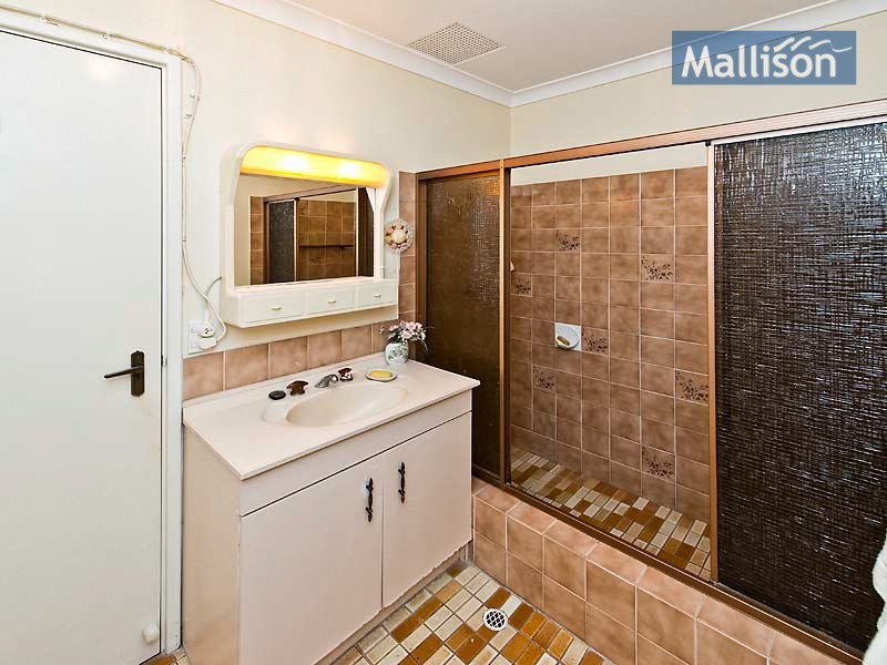 6/140 Cammillo Road, Camillo WA 6111