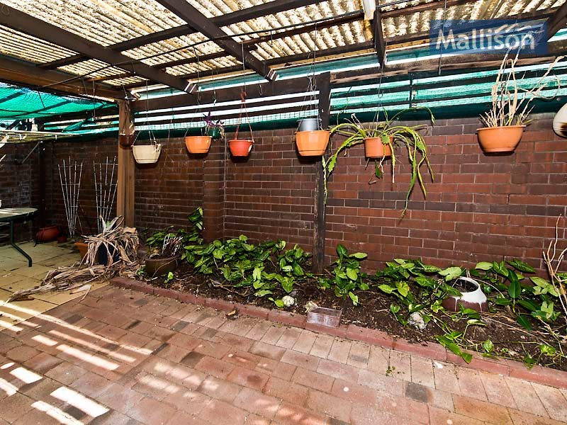 6/140 Cammillo Road, Camillo WA 6111