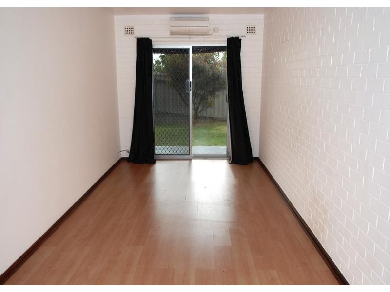 9/150 Healy Rd, Hamilton Hill WA 6163