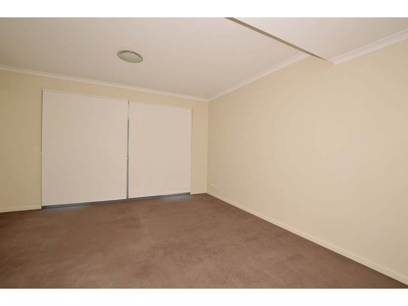 12/30 Malata Cres, Success WA 6164