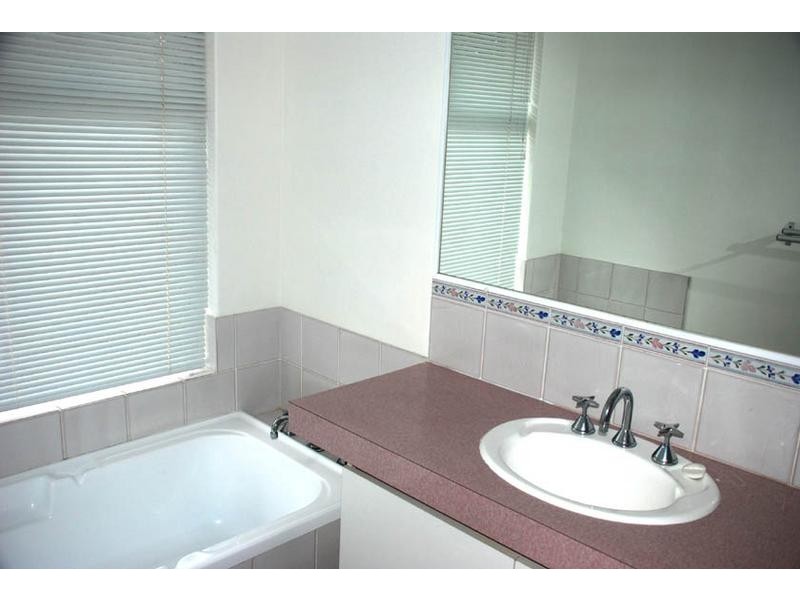 11 Long Beach Promenade, Mindarie WA 6030