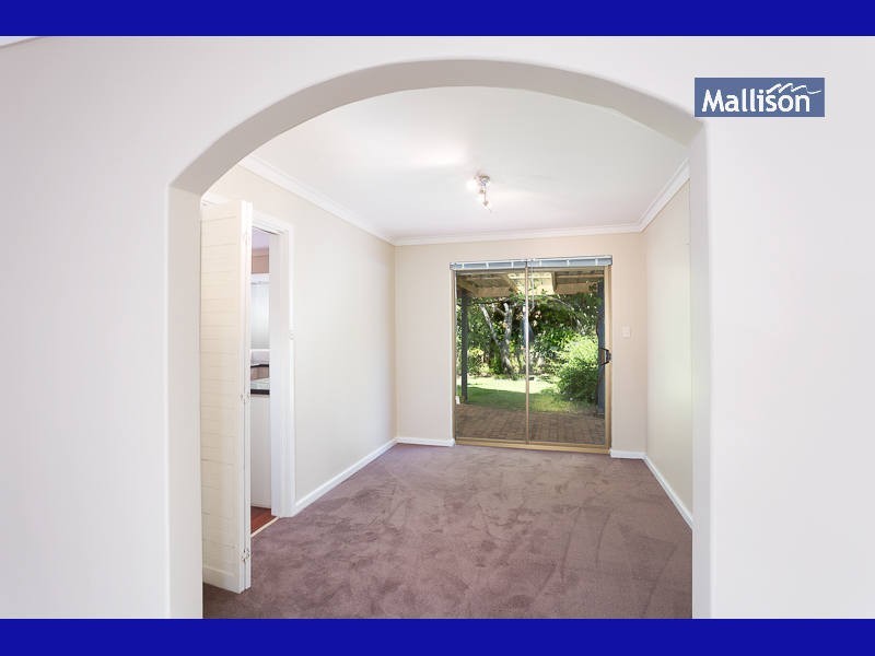 17 Burnett Avenue, Leeming WA 6149