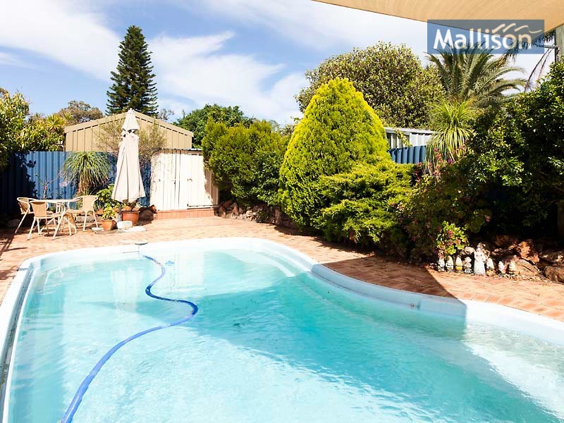 25 Bardwell Street, Thornlie WA 6108