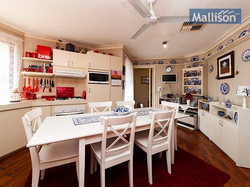 25 Bardwell Street, Thornlie WA 6108