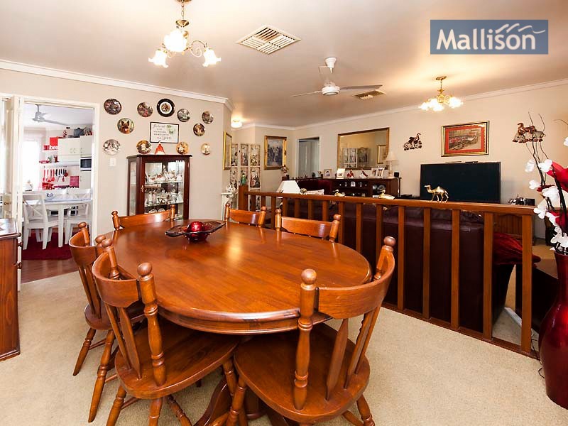 25 Bardwell Street, Thornlie WA 6108