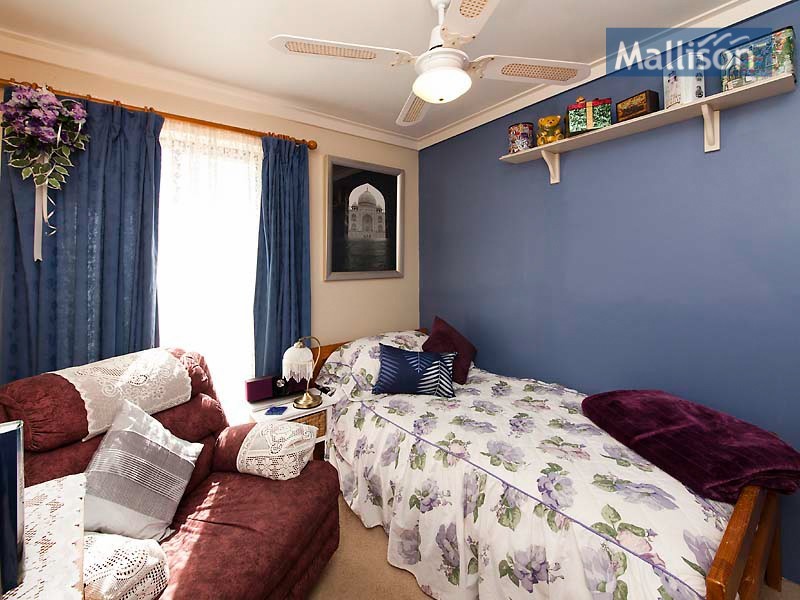 25 Bardwell Street, Thornlie WA 6108