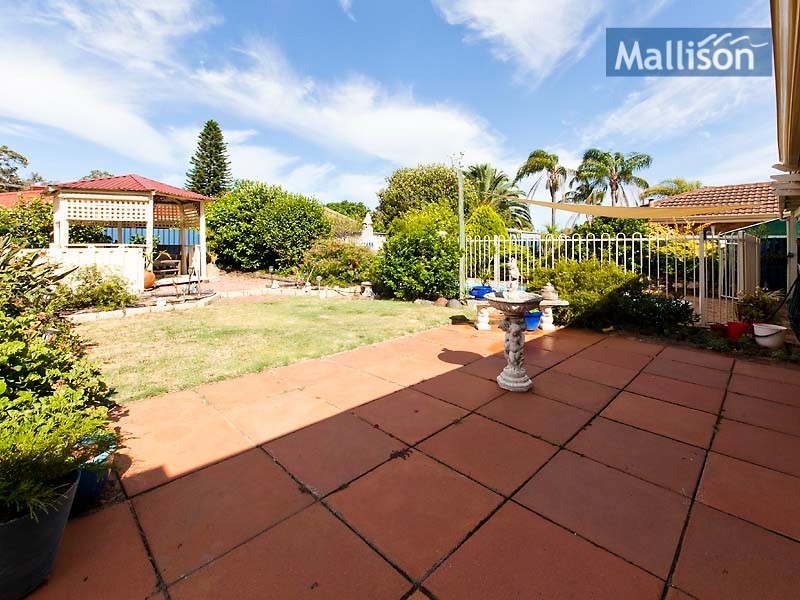 25 Bardwell Street, Thornlie WA 6108