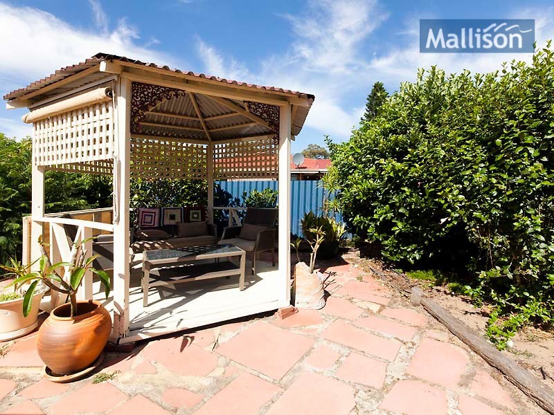 25 Bardwell Street, Thornlie WA 6108