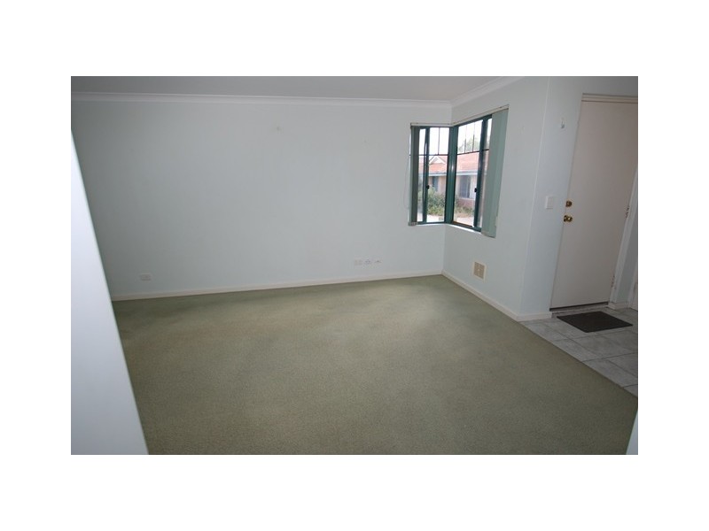 4/157 Lawley Street, Yokine WA 6060