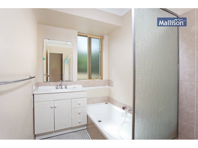 42A Urbahns Crescent, Bateman WA 6150