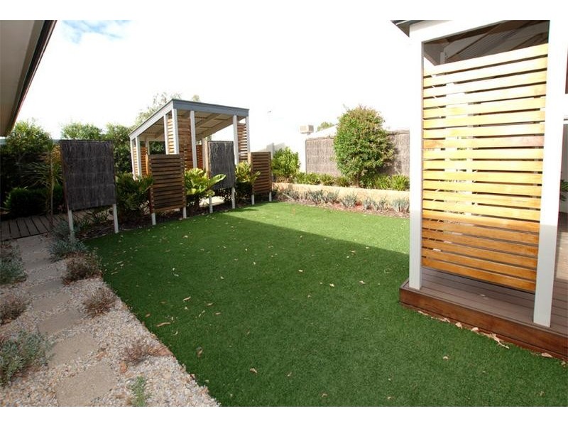 18 Warrington Road, Byford WA 6122