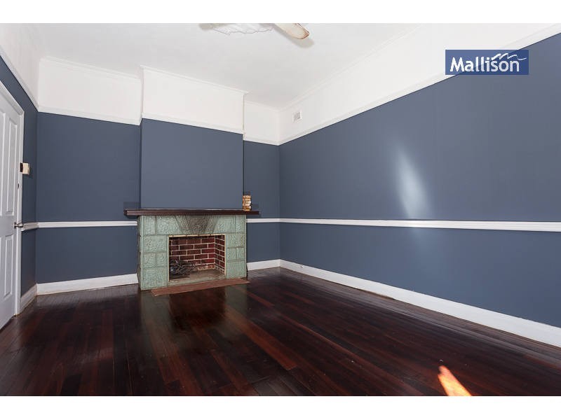 112 Attfield Street, Maddington WA 6109