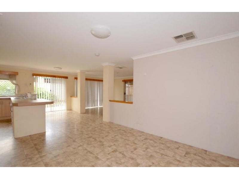 3 Moldern Place, Huntingdale WA 6110