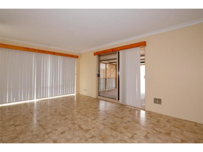 3 Moldern Place, Huntingdale WA 6110