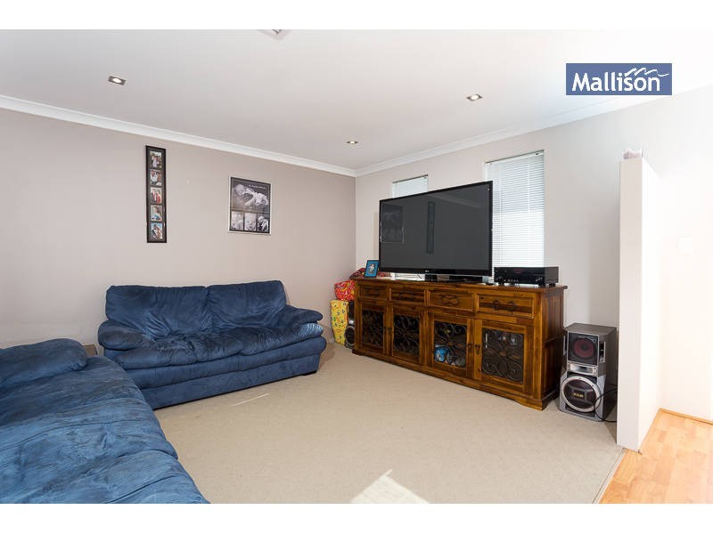 6 Tangier Parkway, Port Kennedy WA 6172