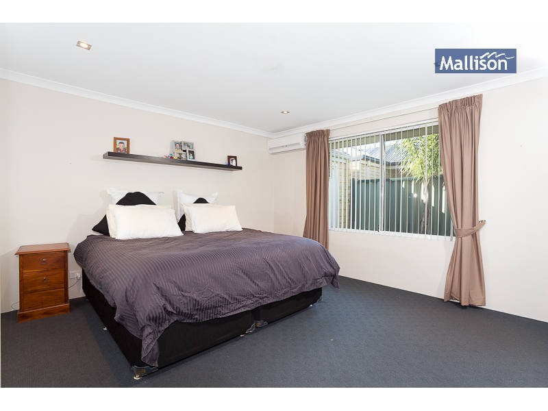 6 Tangier Parkway, Port Kennedy WA 6172