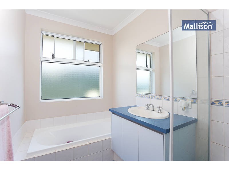 6 Tangier Parkway, Port Kennedy WA 6172
