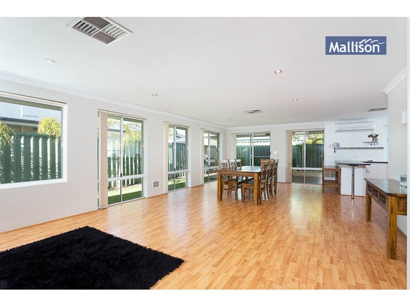 6 Tangier Parkway, Port Kennedy WA 6172