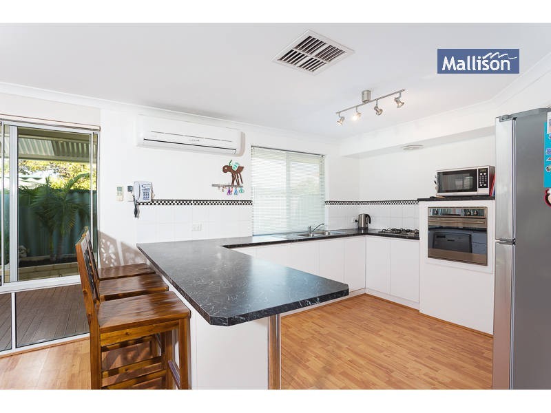 6 Tangier Parkway, Port Kennedy WA 6172