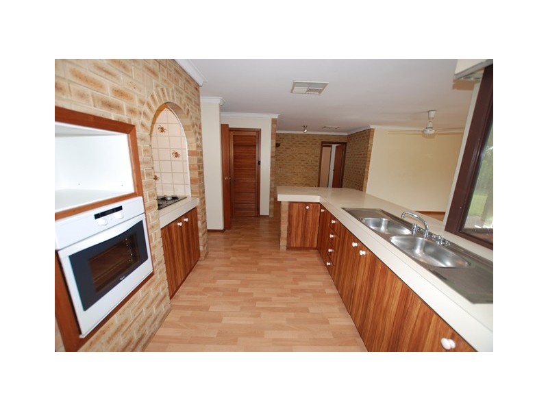 4 Swift Place, Willetton WA 6155