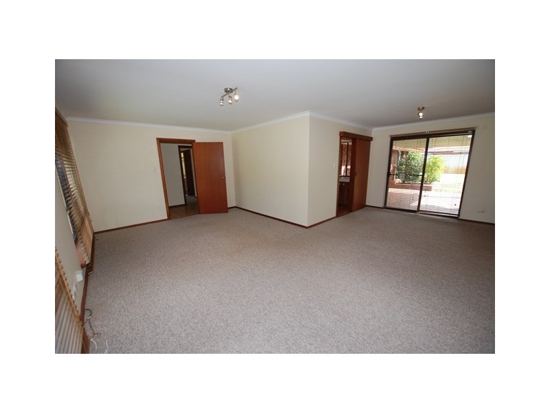 4 Swift Place, Willetton WA 6155