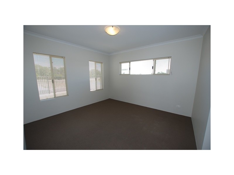 1 Pricklybark Street, Harrisdale WA 6112