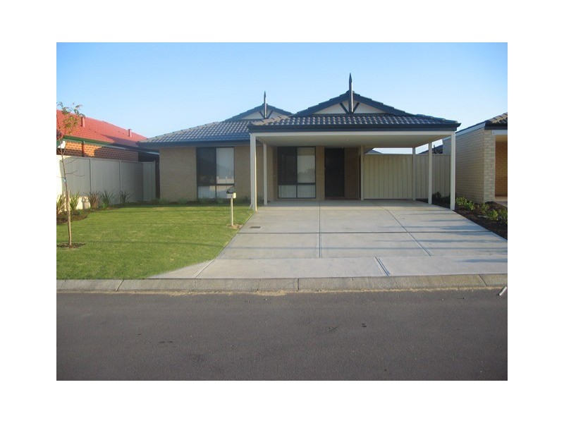 12 Napoleon Way, Bertram WA 6167