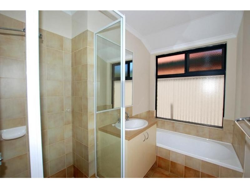 12 Napoleon Way, Bertram WA 6167