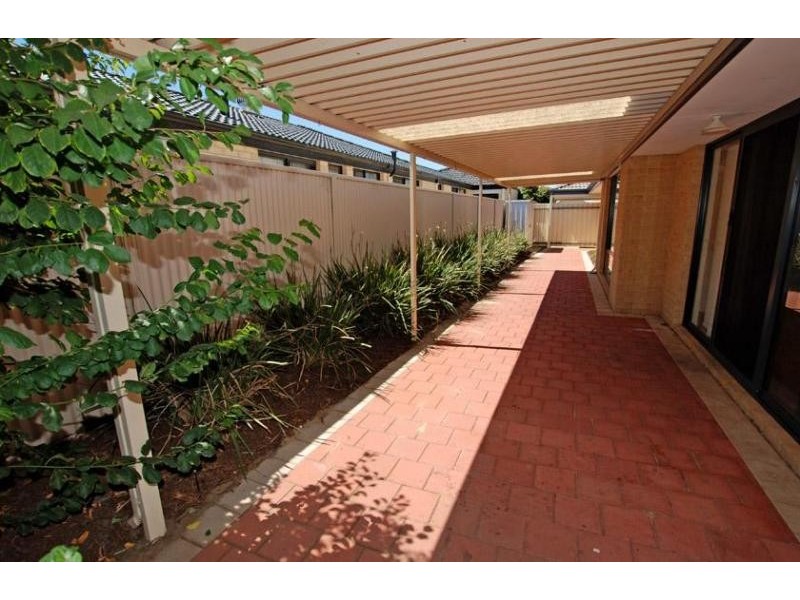 12 Napoleon Way, Bertram WA 6167