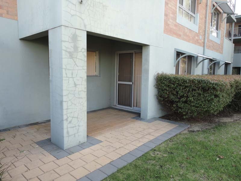 40/15 Friar John Way, Coolbellup WA 6163