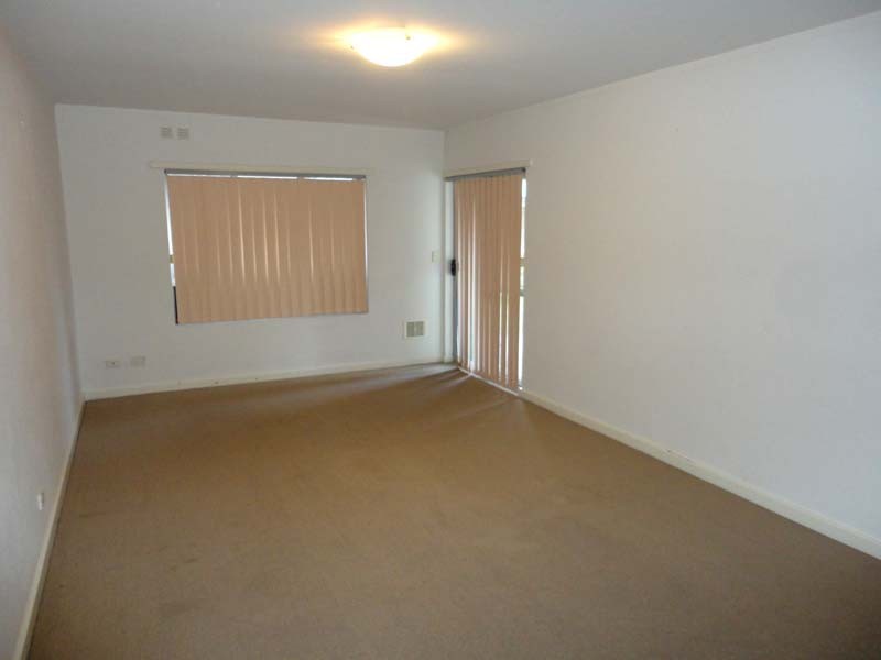 40/15 Friar John Way, Coolbellup WA 6163