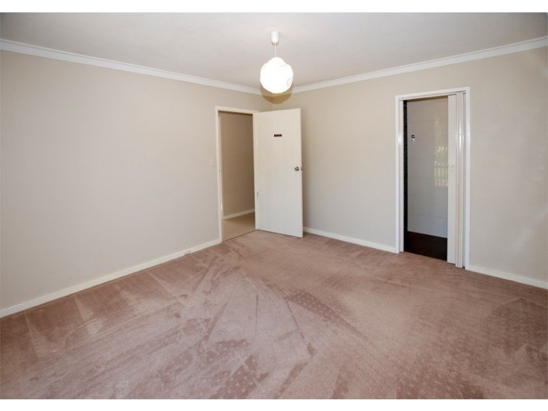 18 Sinian Crescent, Willetton WA 6155