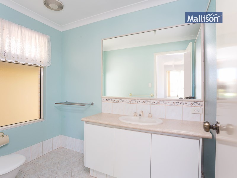 8 Oxburgh Link, Success WA 6164