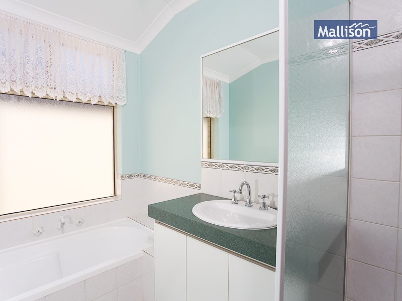 8 Oxburgh Link, Success WA 6164