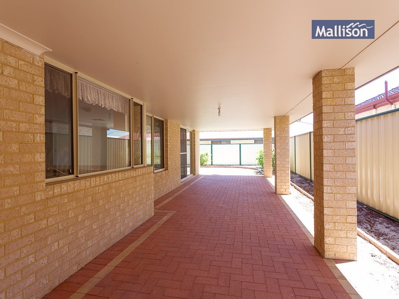 8 Oxburgh Link, Success WA 6164