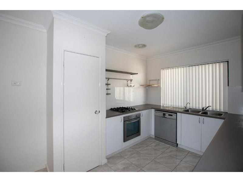 1 Village Lane, Success WA 6164