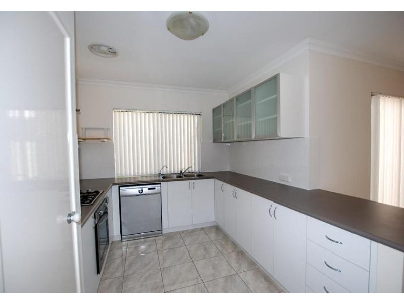 1 Village Lane, Success WA 6164