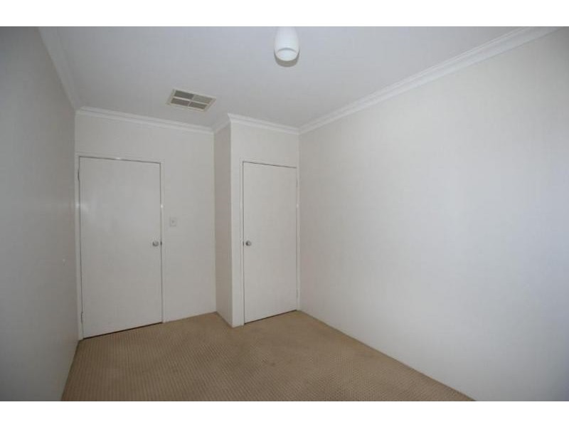 1 Village Lane, Success WA 6164