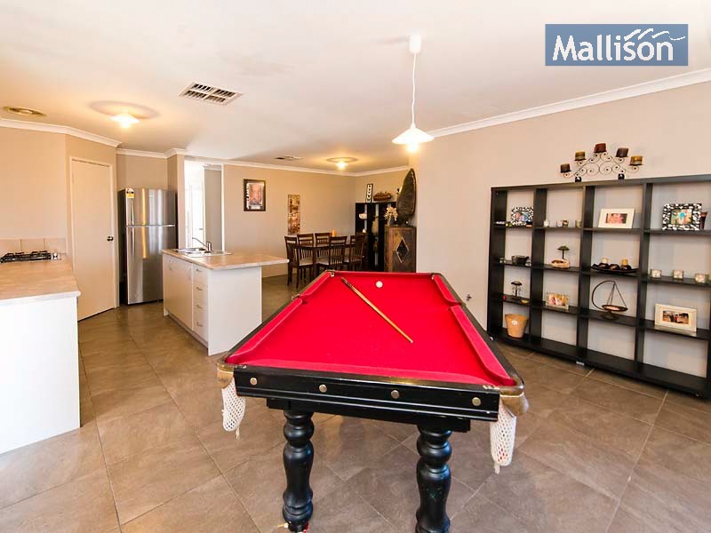 28 Munday Avenue, Brookdale WA 6112