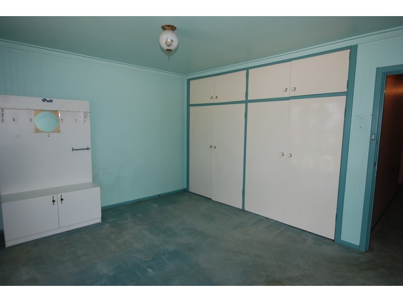 17 Leach Highway, Wilson WA 6107